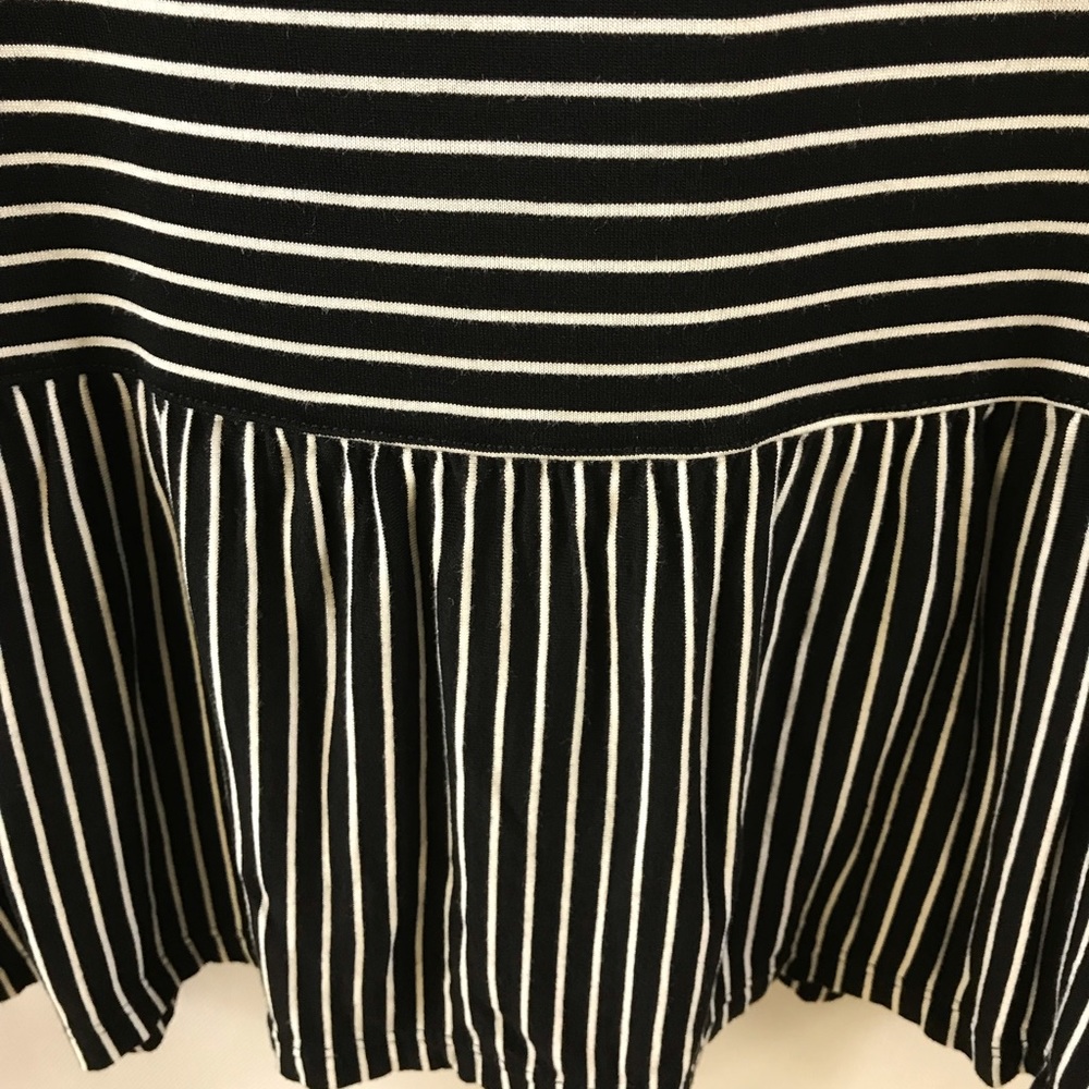 Old Navy striped Top black & white XS Long sleeve - Picture 3 of 8